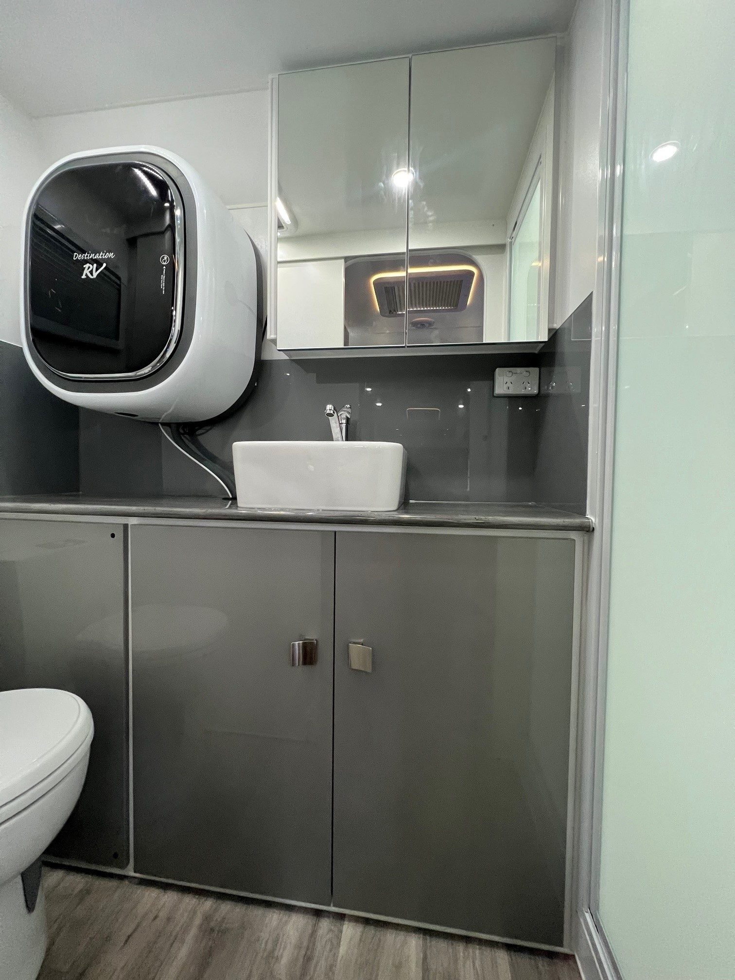 2022 Sunset Boulevard Semi Off-Road 19ft8