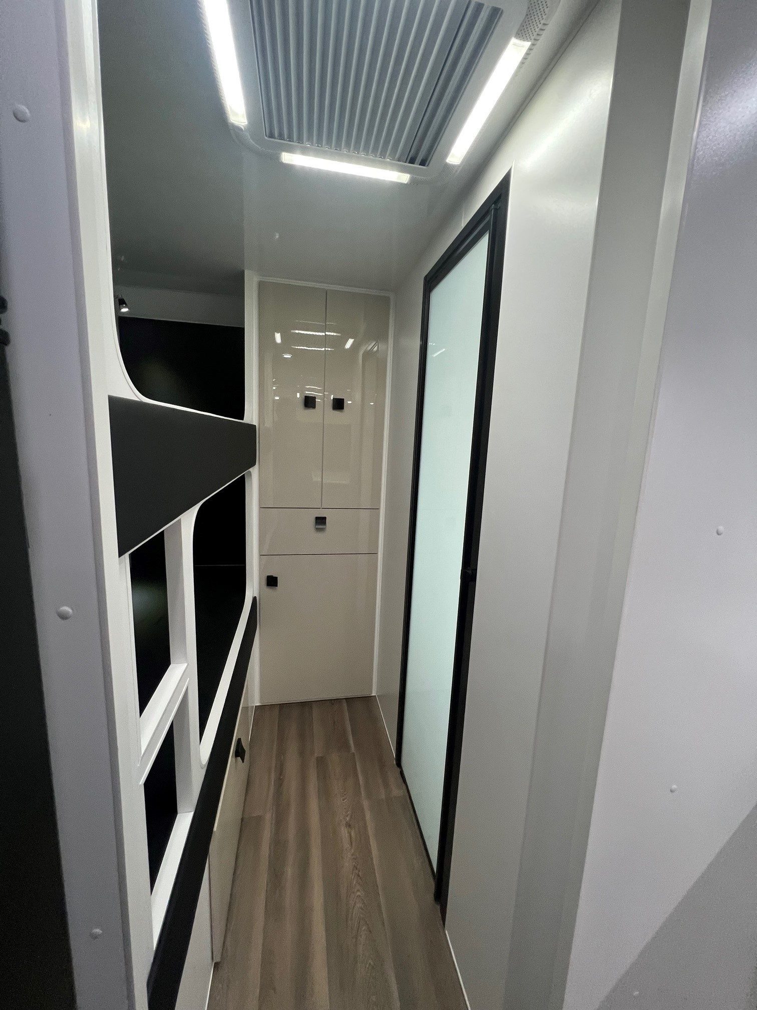 2025 21ft6 Sunrise Family Adventure Bunk Built With Aluminum Frame