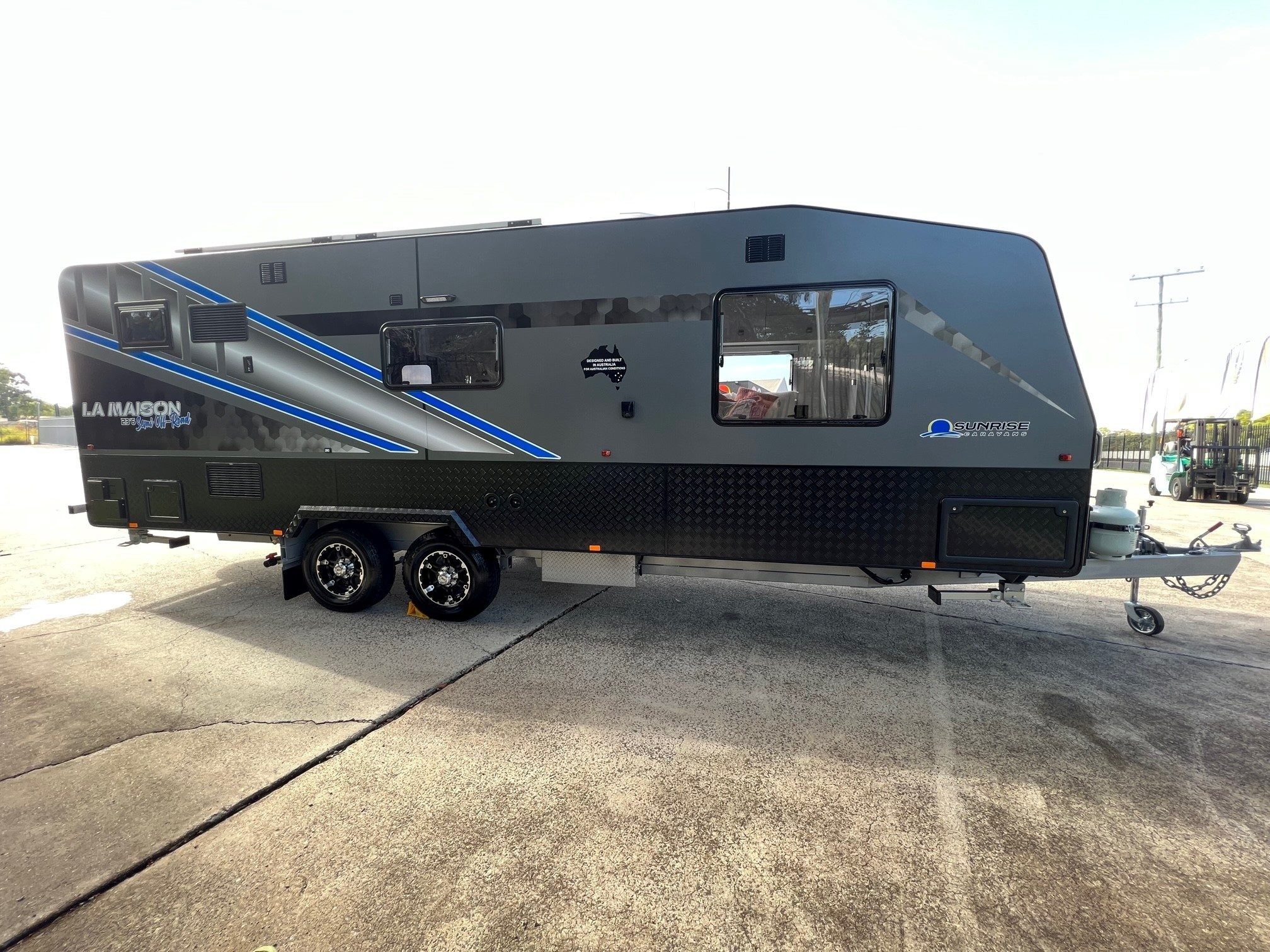 2025 23ft6 Aluminium Framed Sunrise La Maison All Wardrobes Across The Front Of Van