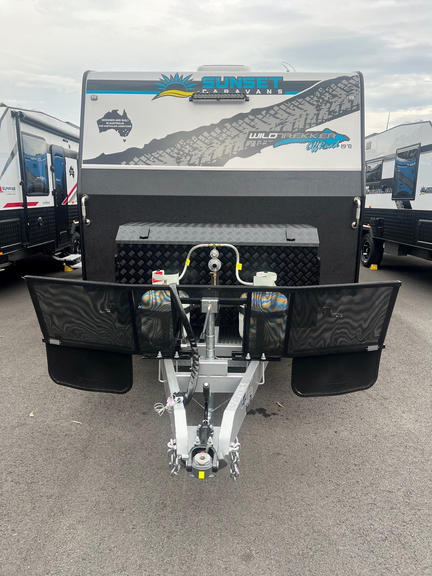 2022 Sunset Wild Trekker Offroad with Airbag Suspension