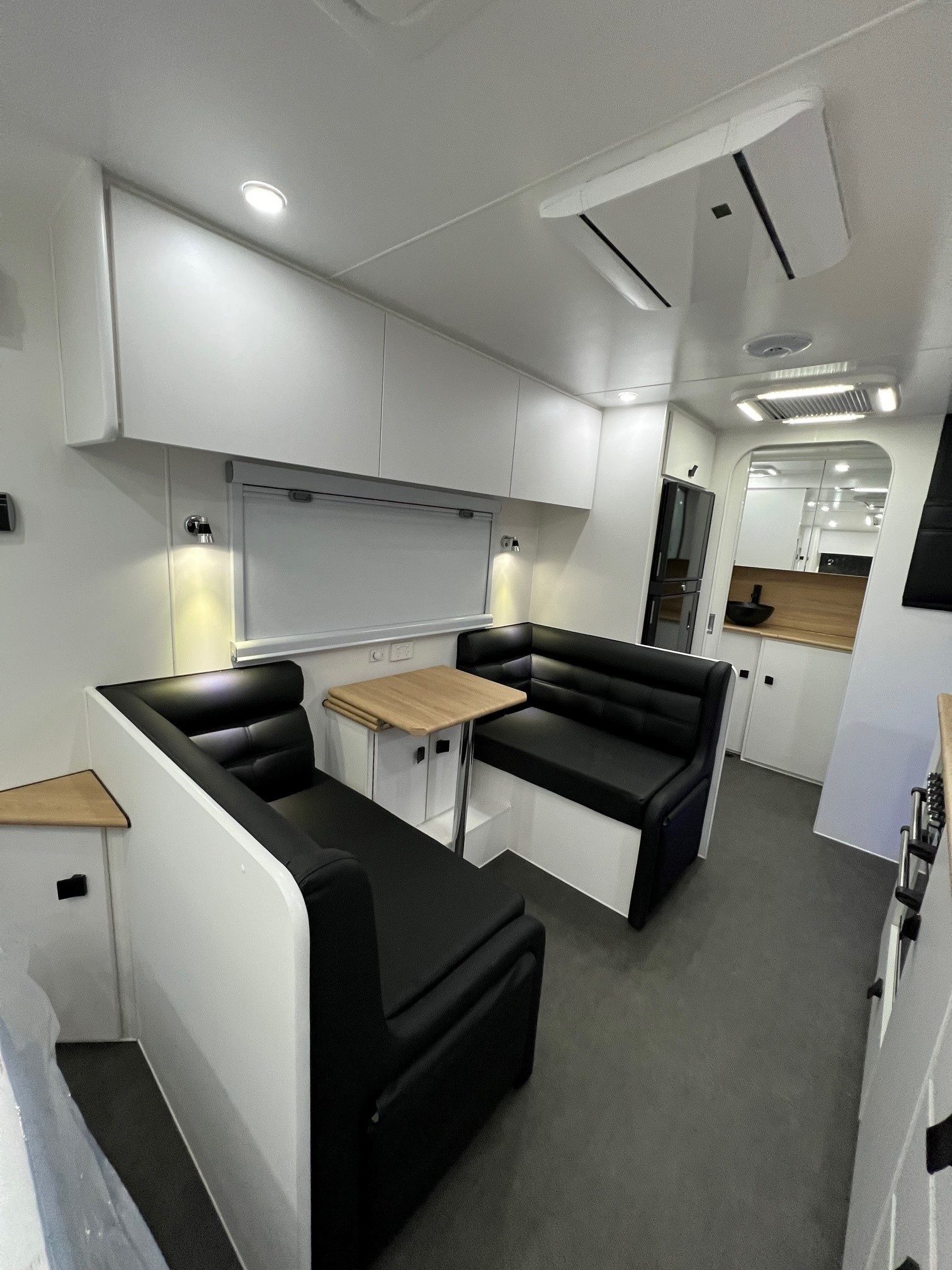 2022 Sunset Wild Trekker Offroad with Airbag Suspension