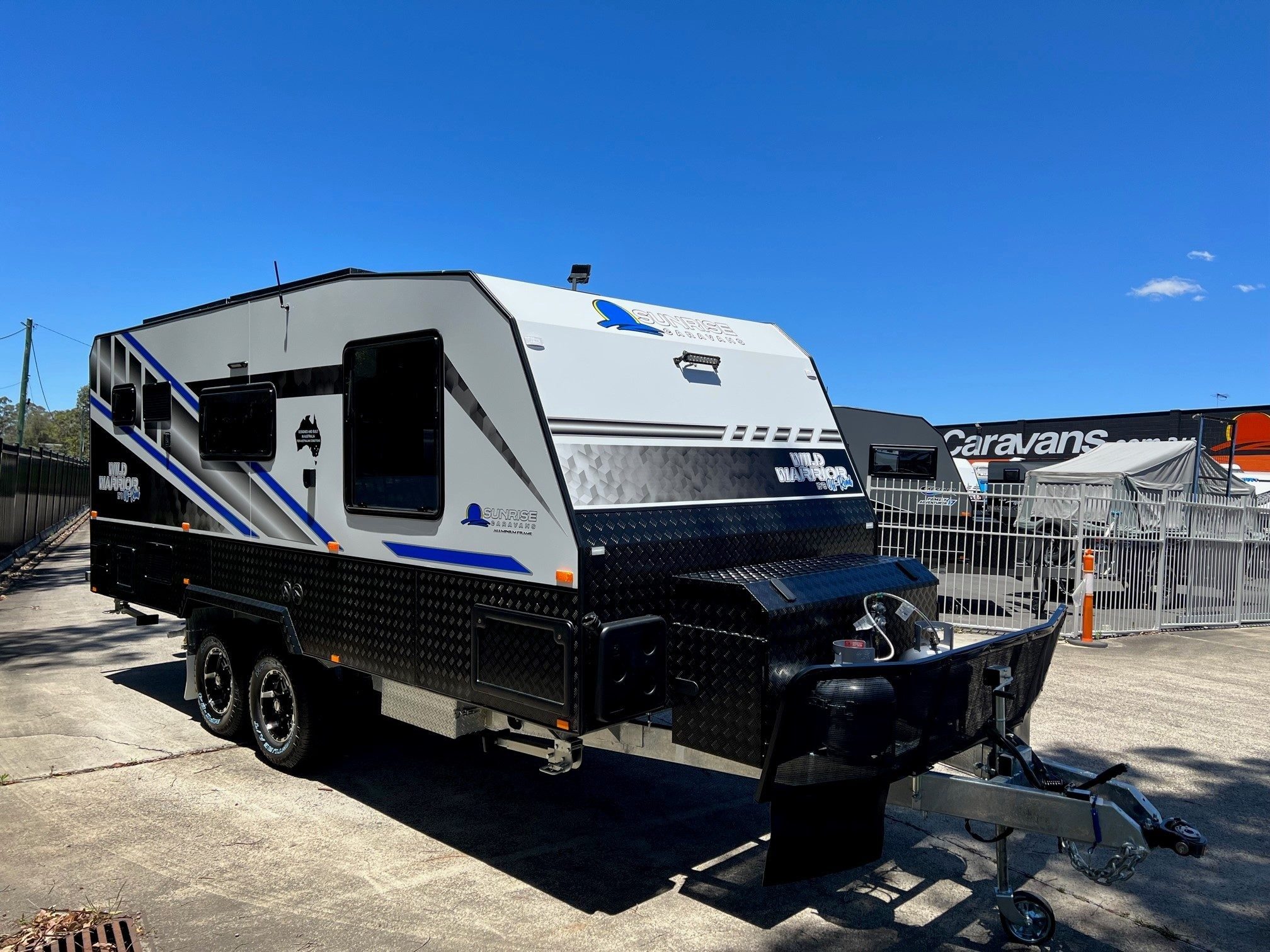 2025 Sunrise Wild Warrior 19ft8 Off-Road Aluminum Frame van With 400amp lithium & 2600W Inverter