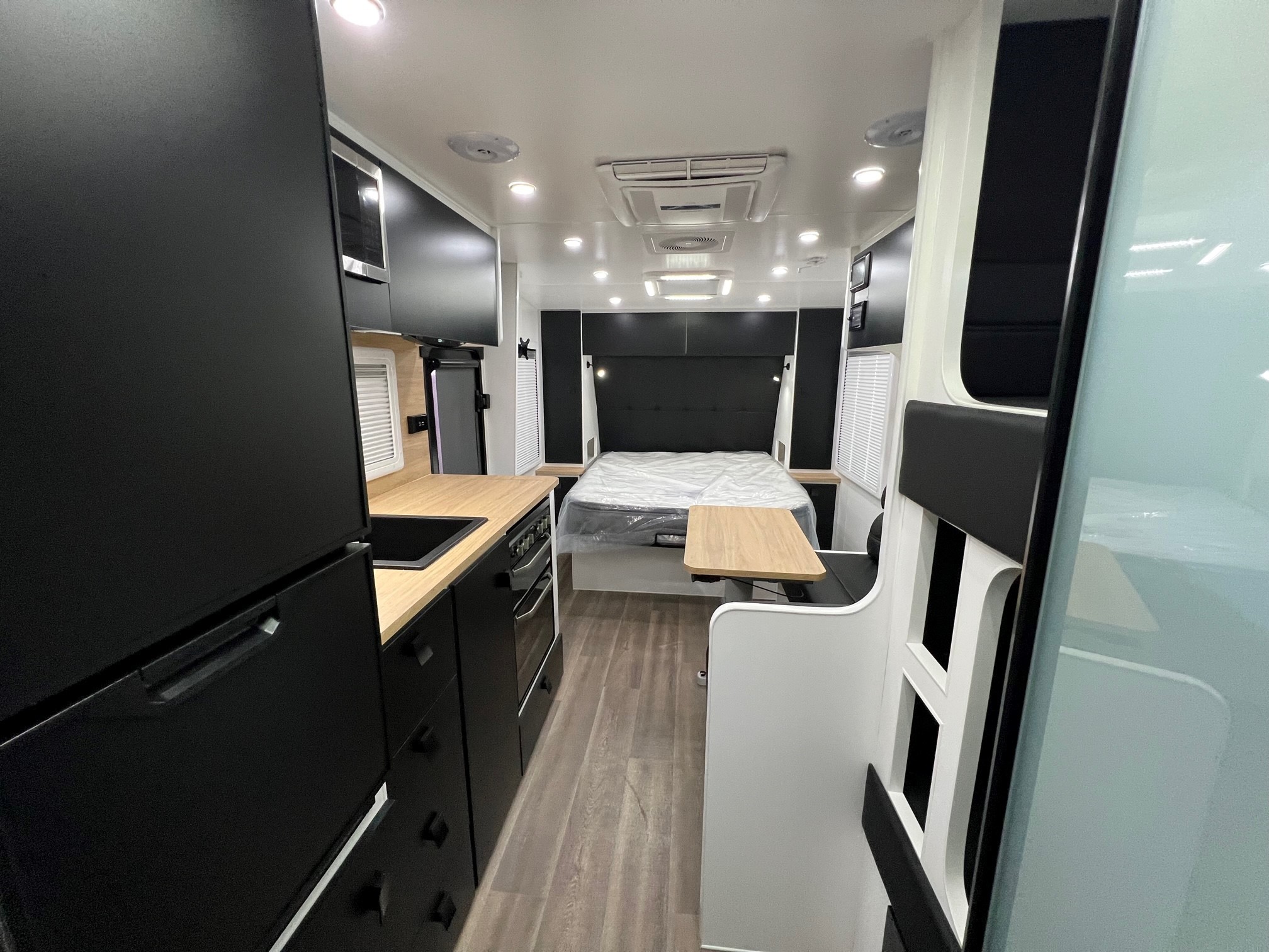 2024 Sunset Family Haven 18ft6 Off-Road Double Bunk With 400 Amp lithium Batteries & 2600W Inverter