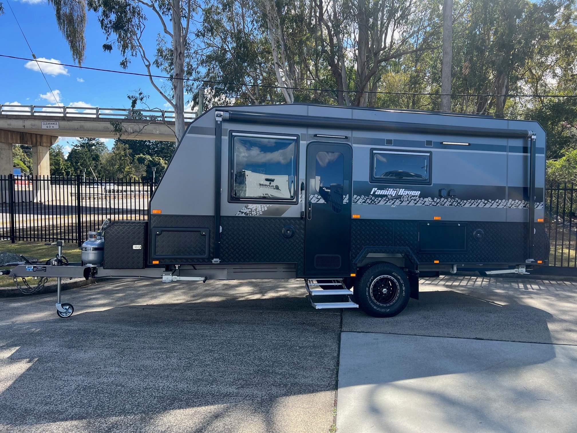 2024 Sunset Family Haven 18ft6 Off-Road Double Bunk With 400 Amp lithium Batteries & 2600W Inverter
