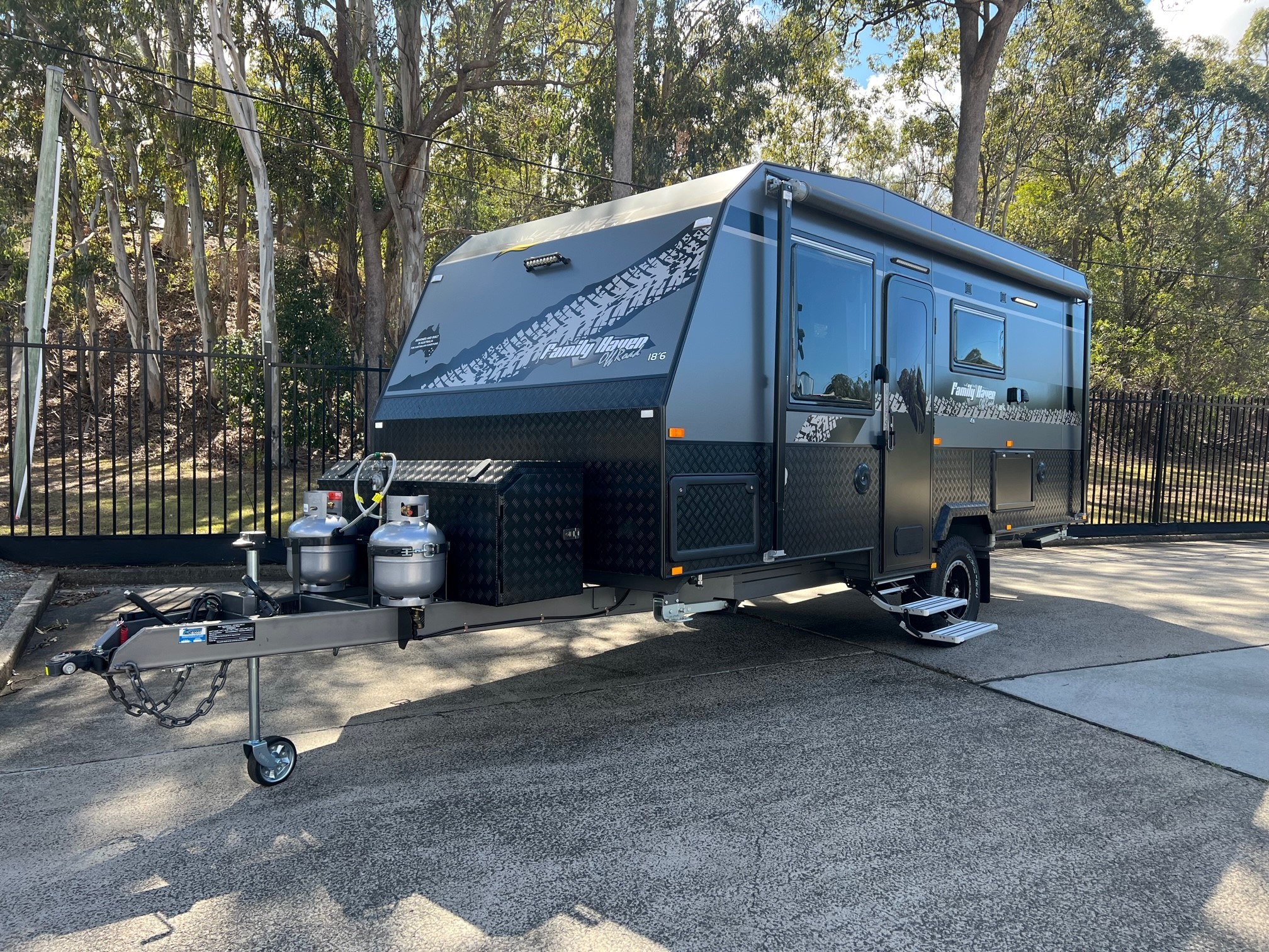 2024 Sunset Family Haven 18ft6 Off-Road Double Bunk With 400 Amp lithium Batteries & 2600W Inverter