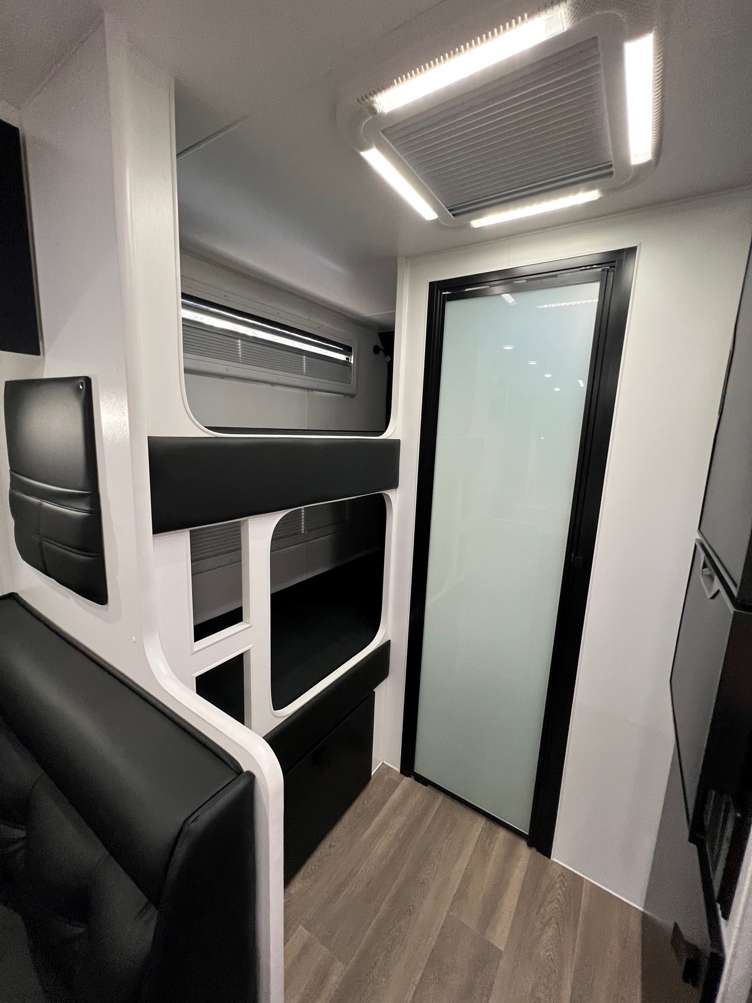 2024 Sunset Family Haven 18ft6 Off-Road Double Bunk With 400 Amp lithium Batteries & 2600W Inverter