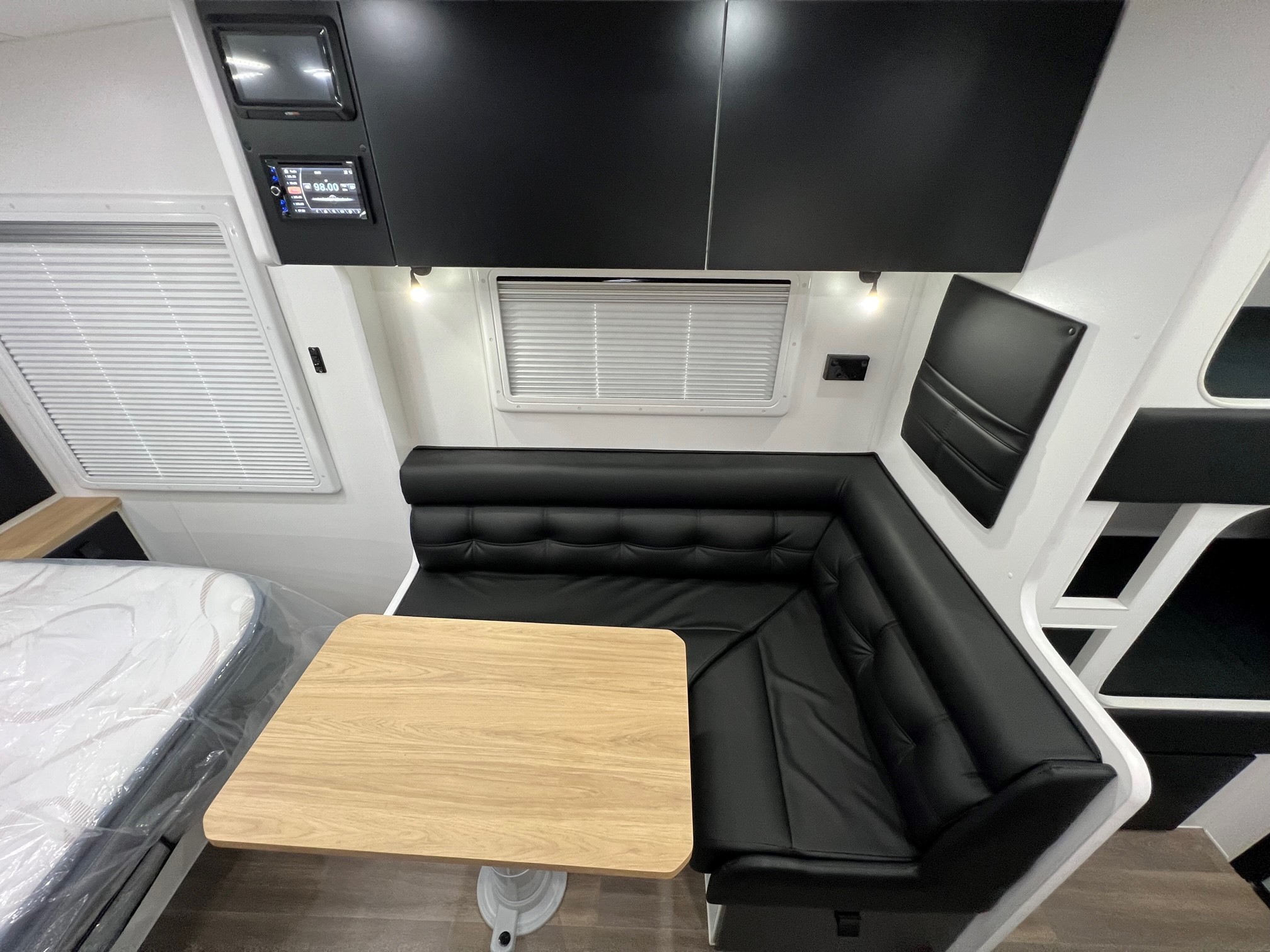 2024 Sunset Family Haven 18ft6 Off-Road Double Bunk With 400 Amp lithium Batteries & 2600W Inverter