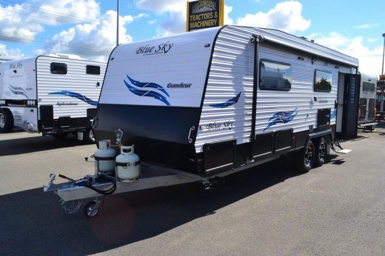 Review: Blue Sky Grandeur 23ft6