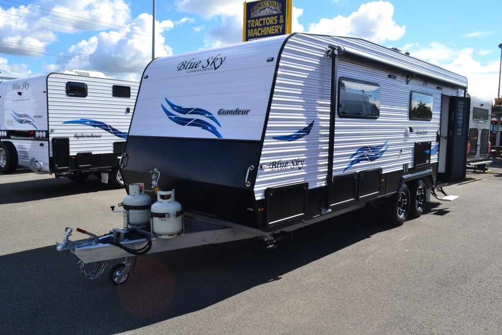 Review  Blue Sky Grandeur 23ft6